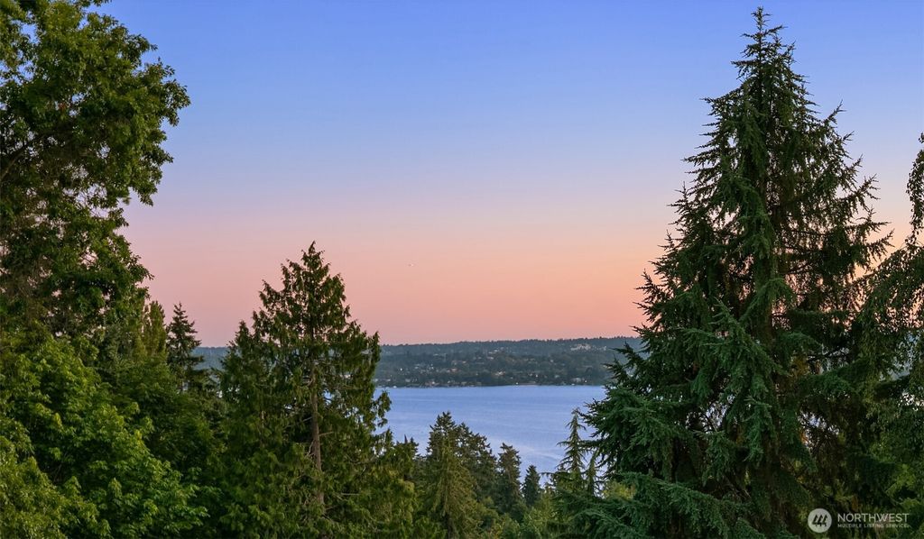 Photo of 4719 86th Avenue SE, Mercer Island, WA 98040 (MLS # 2401457)