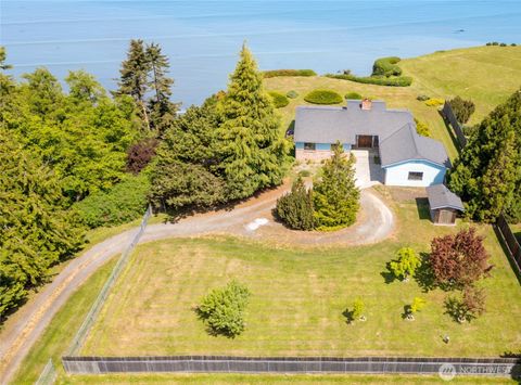Photo of 164 Calbert Rd RD, Port Angeles, WA 98362 (MLS # 2528356)