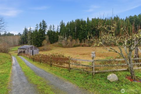 22628 Holgar Court NE Poulsbo WA 98370