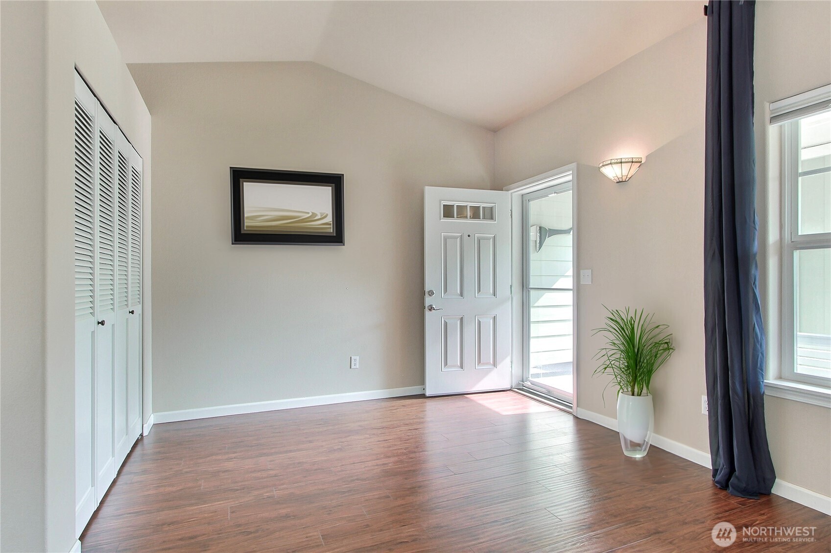 1451 Thompson Circle