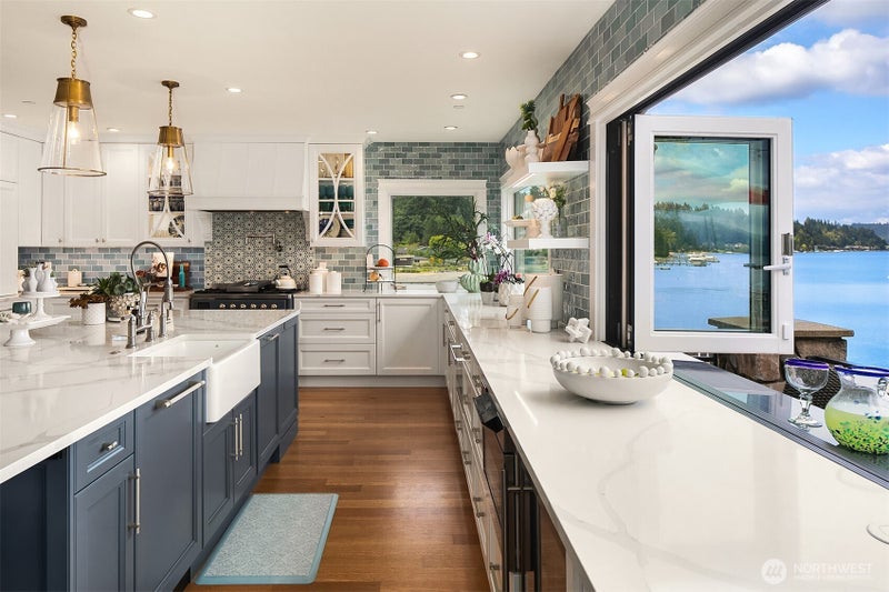 456 W Lake Sammamish Parkway SE