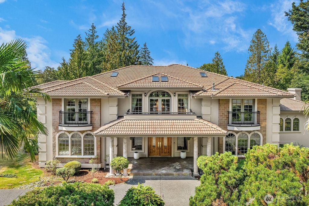 Photo of 6529 161st Place SE, Bellevue, WA 98006 (MLS # 2302112)