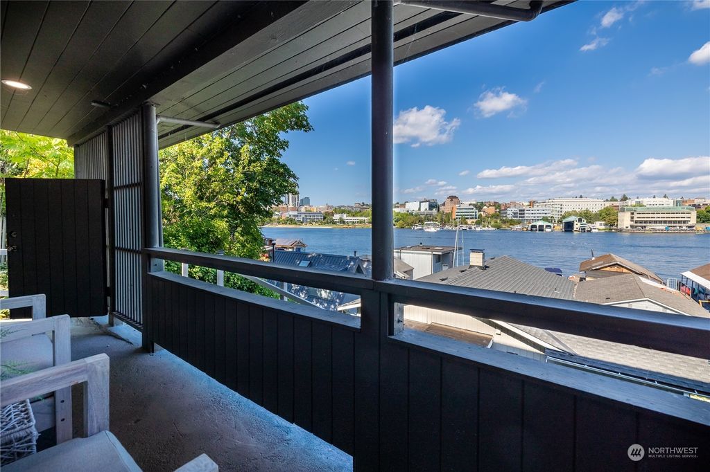 Photo of 3010 B Fuhrman Avenue E, Seattle, WA 98102 (MLS # 2278380)