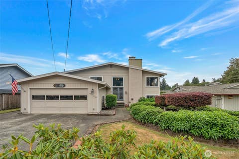 Photo of 4225 S 250th Street, Kent, WA 98032 (MLS # 2548008)