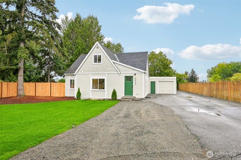 Photo of 10522 22nd Avenue E, Tacoma, WA 98445 (MLS # 2578083)