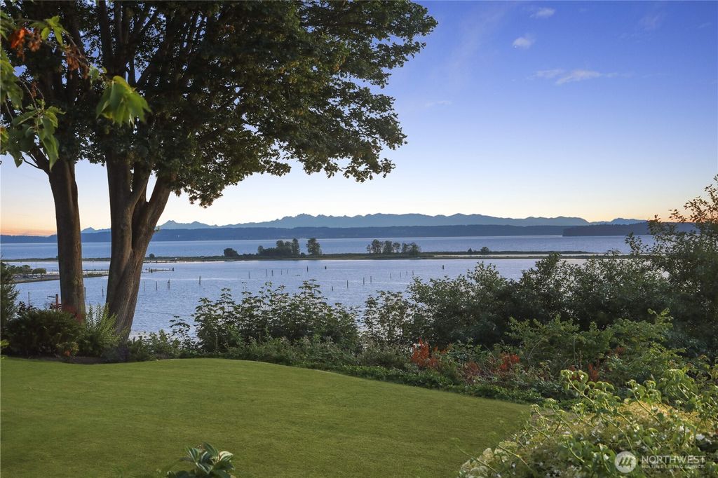 Photo of 604 Maulsby Lane, Everett, WA 98201 (MLS # 2403621)