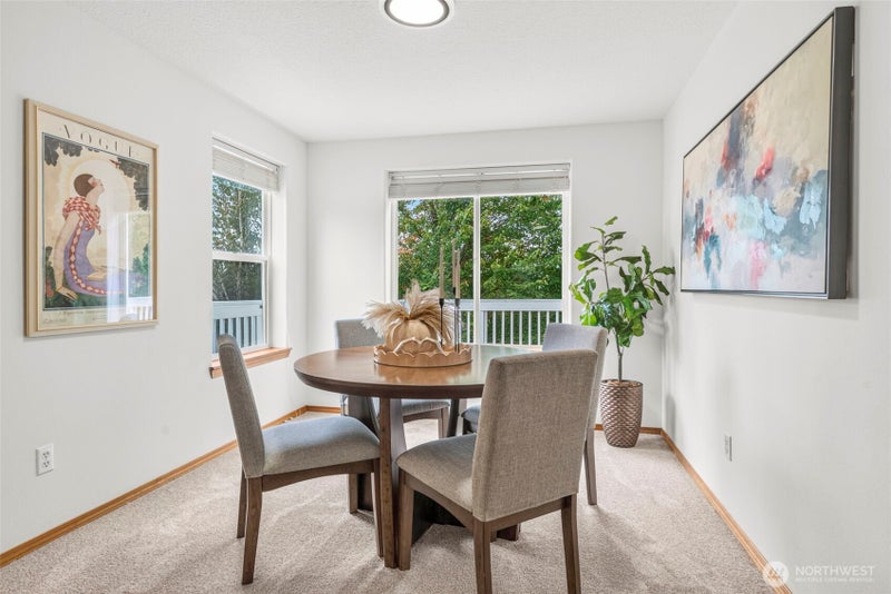 1247 E Pioneer Loop