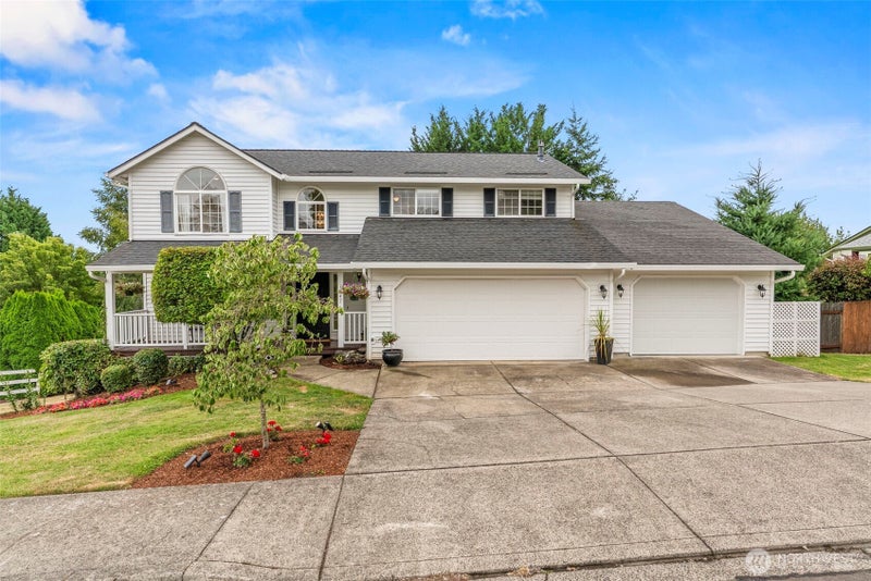 1247 E Pioneer Loop