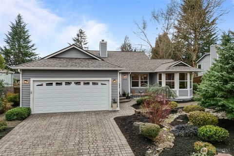 Photo of 10133 NE 143rd Street, Kirkland, WA 98034 (MLS # 2467583)