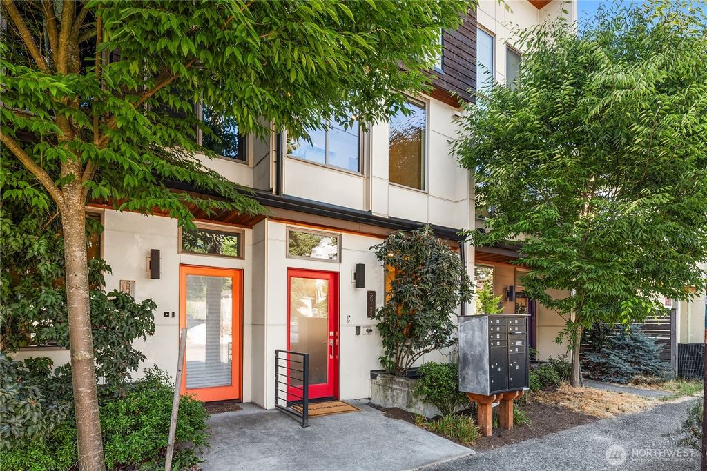 Photo of 5015 B Fauntleroy Way SW, Seattle, WA 98136 (MLS # 2408913)