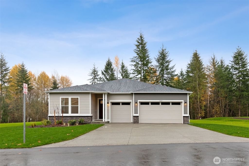 Photo of 10423 135th Avenue NE #105, Lake Stevens, WA 98258 (MLS # 2454862)