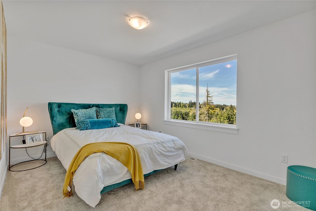 listing image 9361533948141211753