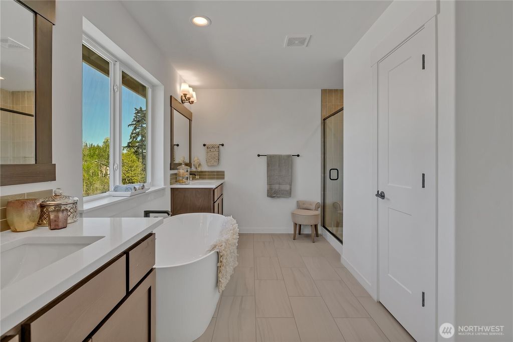 listing image 9364462681991886064