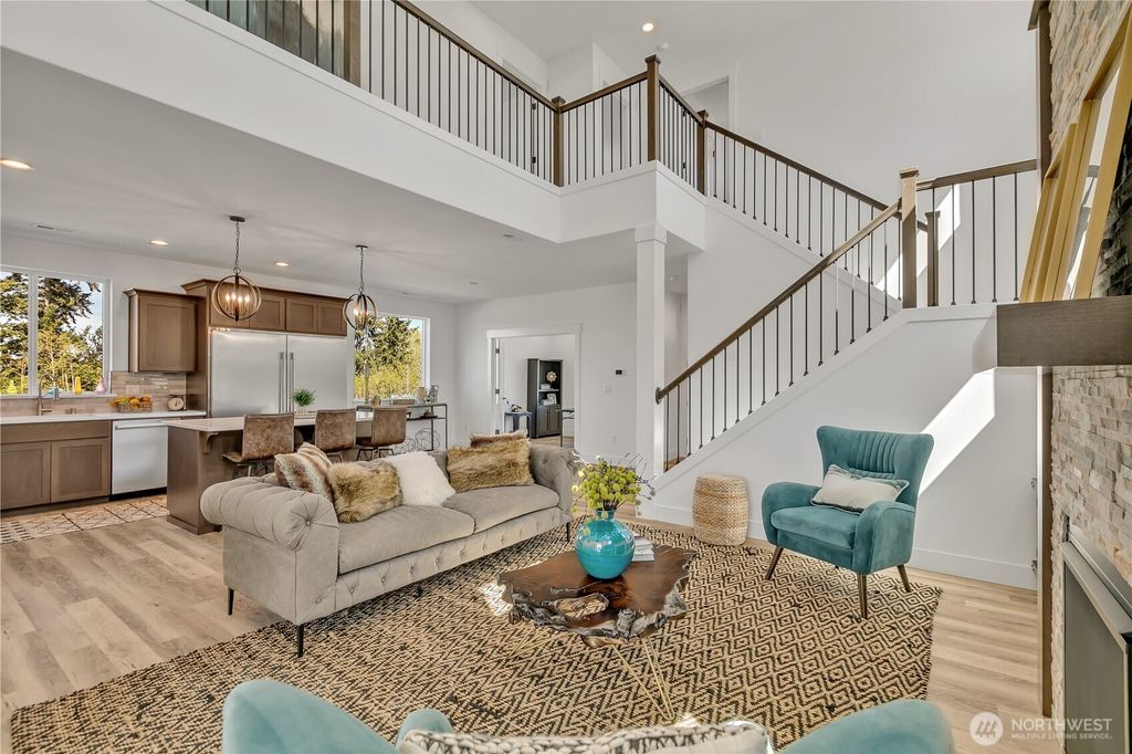 listing image 9367607200947251072