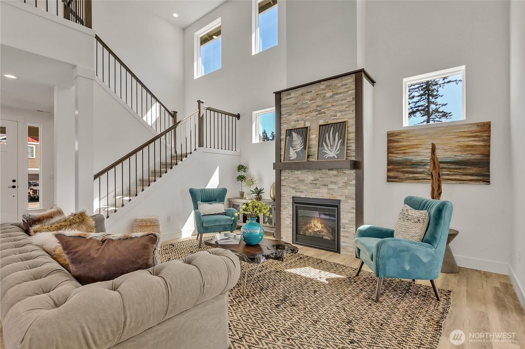 listing image 9360226721012438316