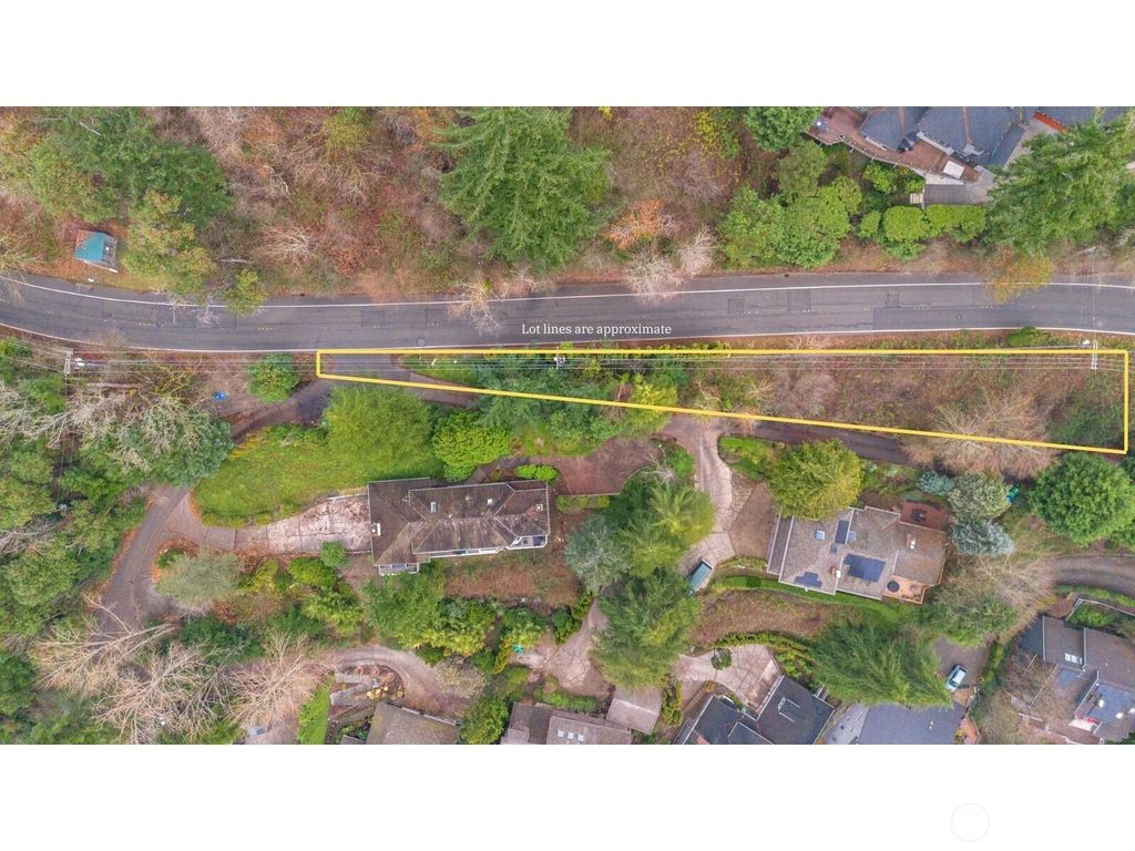 Photo of 7820 W Mercer Way, Mercer Island, WA 98040 (MLS # 2463509)