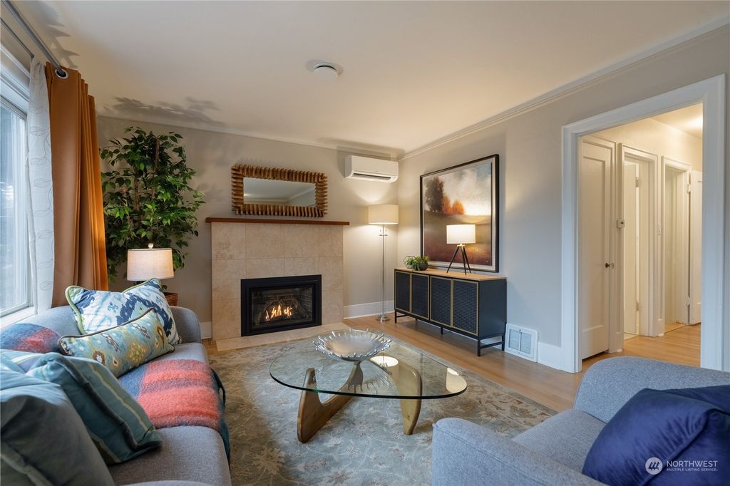 Photo of 334 NW 82nd Street, Seattle, WA 98117 (MLS # 2324625)