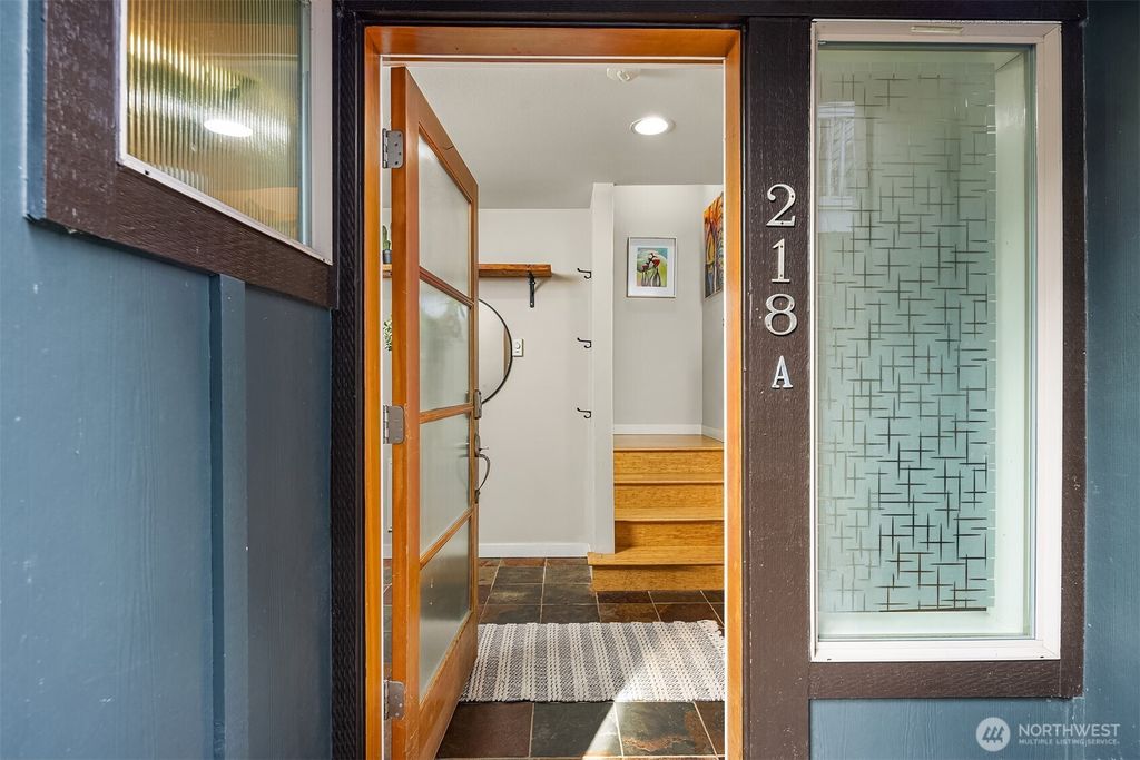 Photo of 218 24th Avenue E #A, Seattle, WA 98112 (MLS # 2484689)