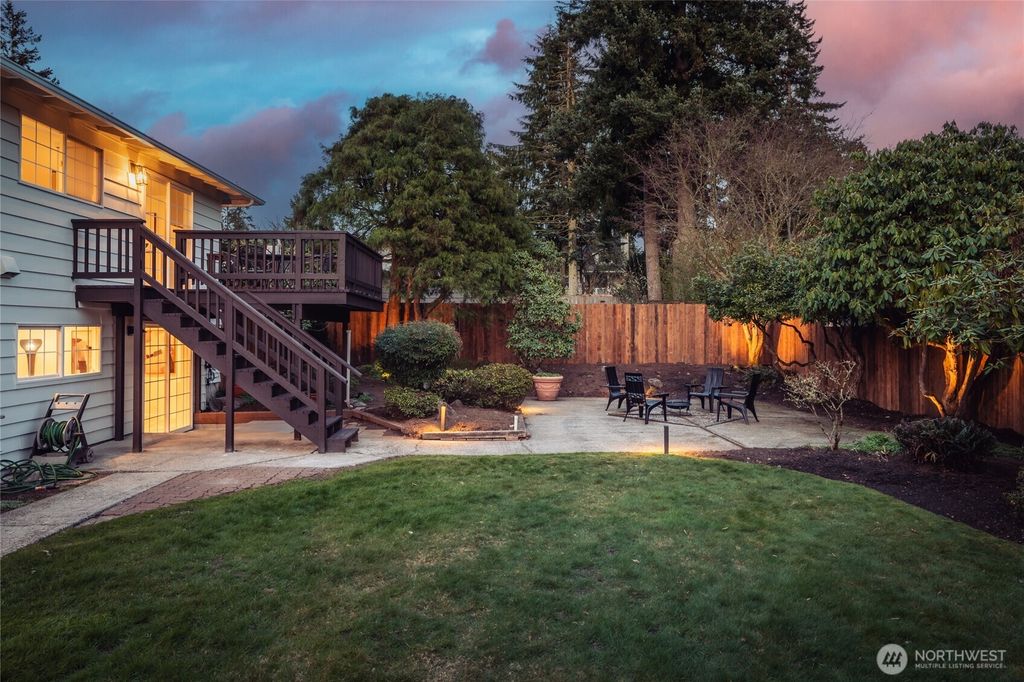 Photo of 6714 162nd Place SW, Lynnwood, WA 98037 (MLS # 2347179)