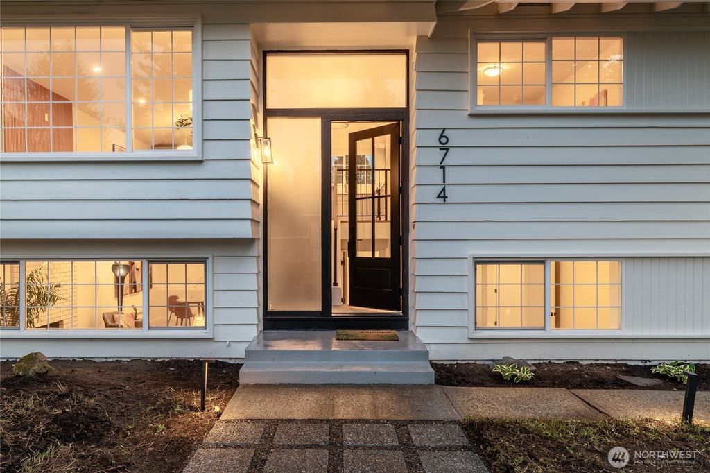 Photo of 6714 162nd Place SW, Lynnwood, WA 98037 (MLS # 2347179)