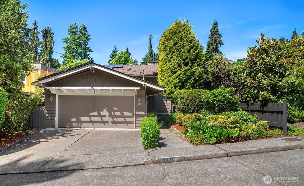 Photo of 1921 37th Place E, Seattle, WA 98112 (MLS # 2386880)