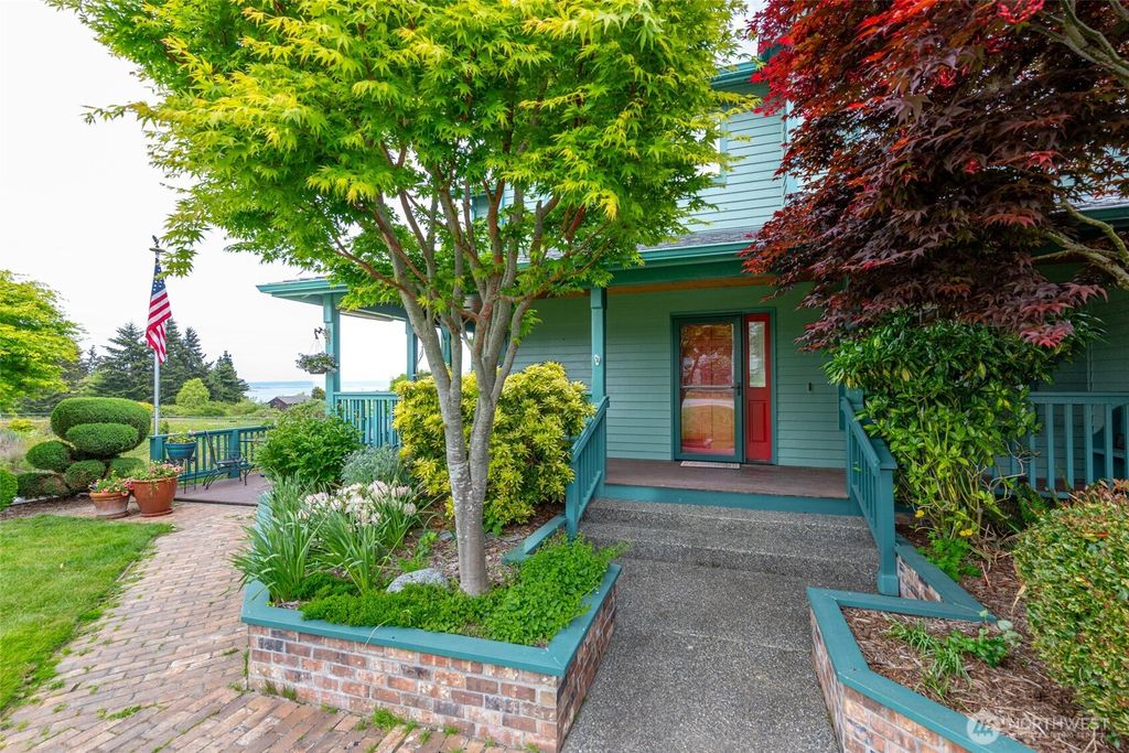 Photo of 701 NW Krueger Street, Coupeville, WA 98239 (MLS # 2521221)
