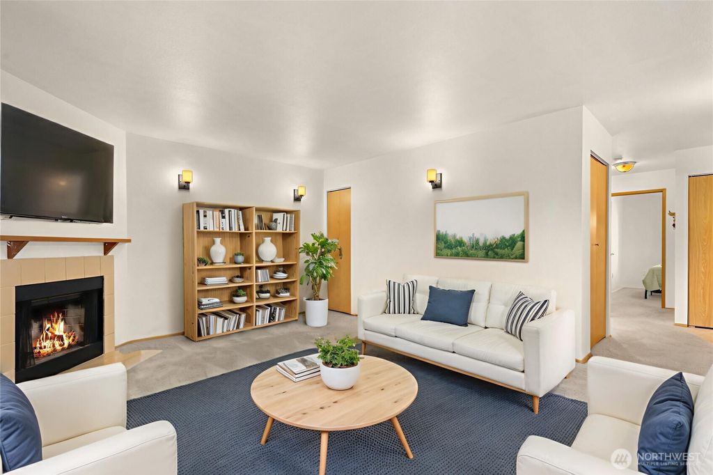 Photo of 18200 73rd Avenue NE #B103, Kenmore, WA 98028 (MLS # 2501643)