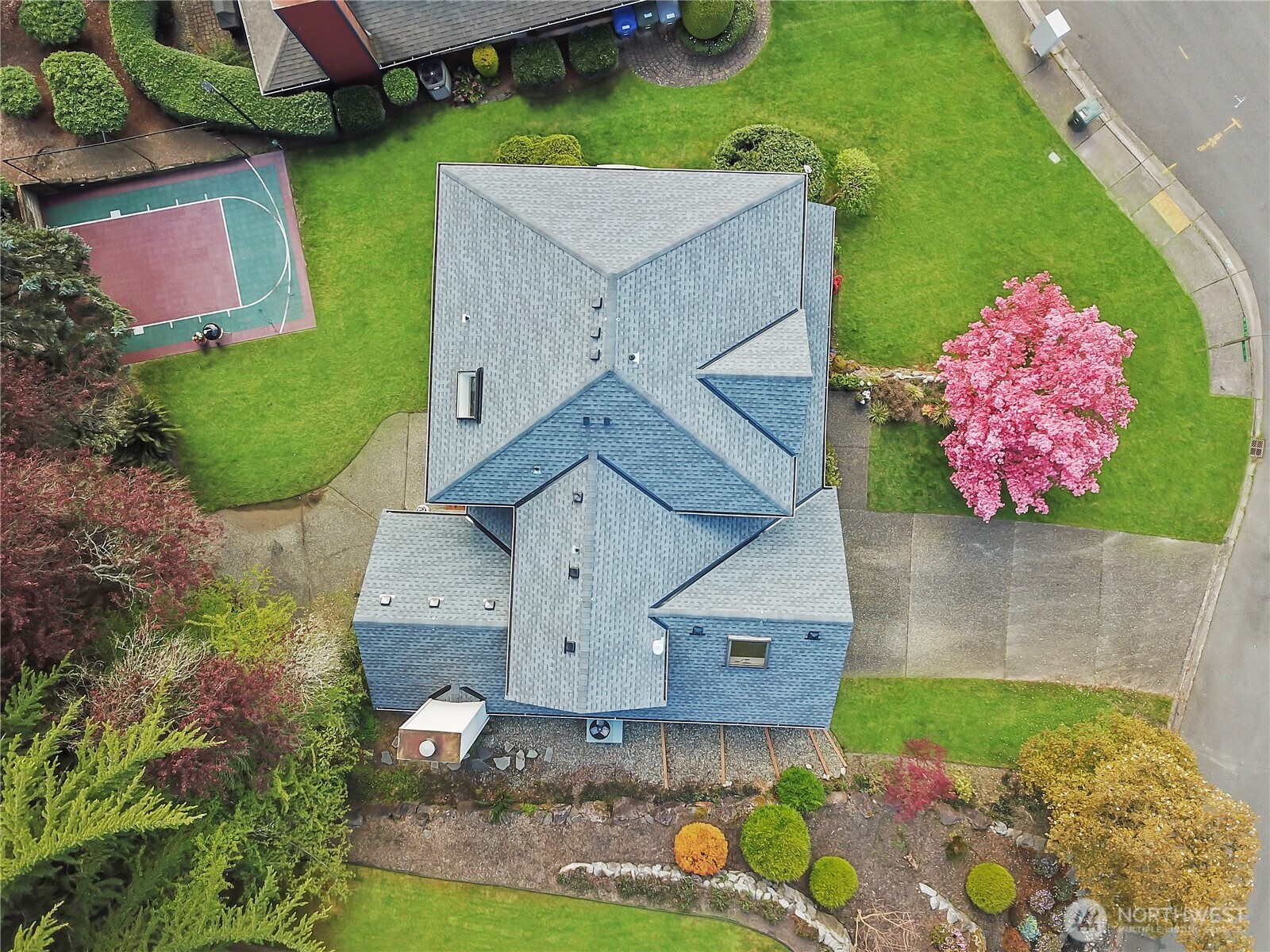 7001 NE 164th Street
