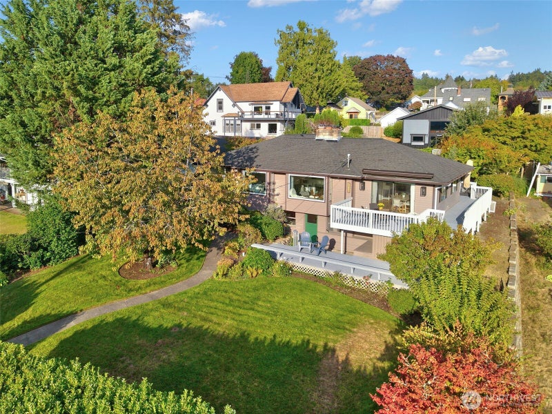 18750 Fjord Drive NE