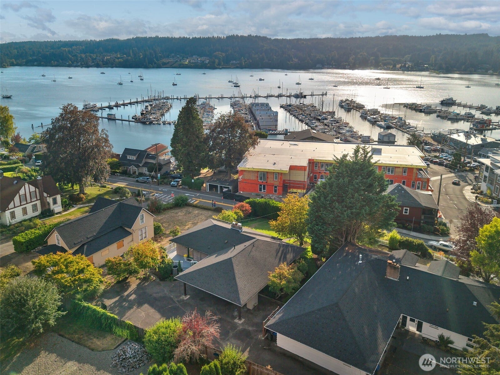 18750 Fjord Drive NE