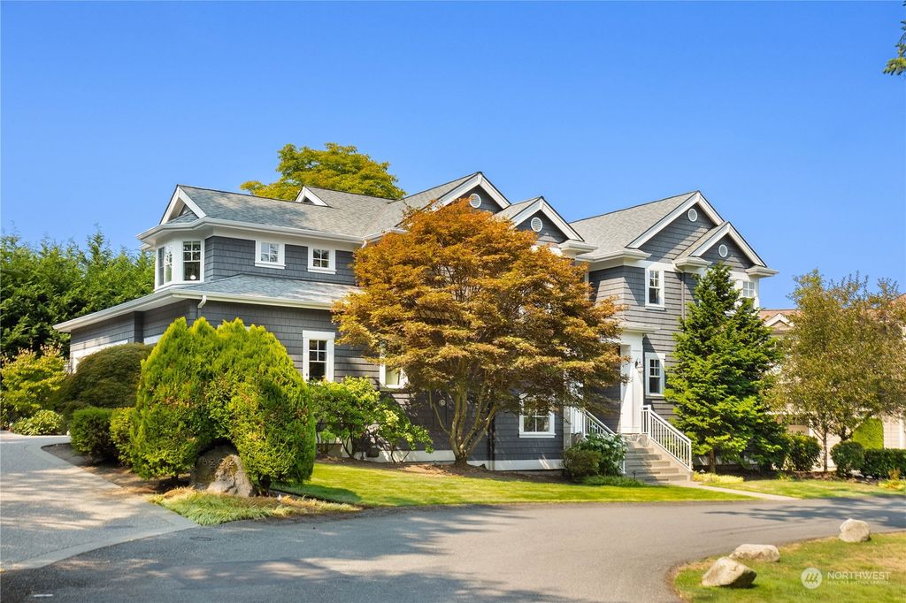 Photo of 8202 SE 30th Street, Mercer Island, WA 98040 (MLS # 2153821)