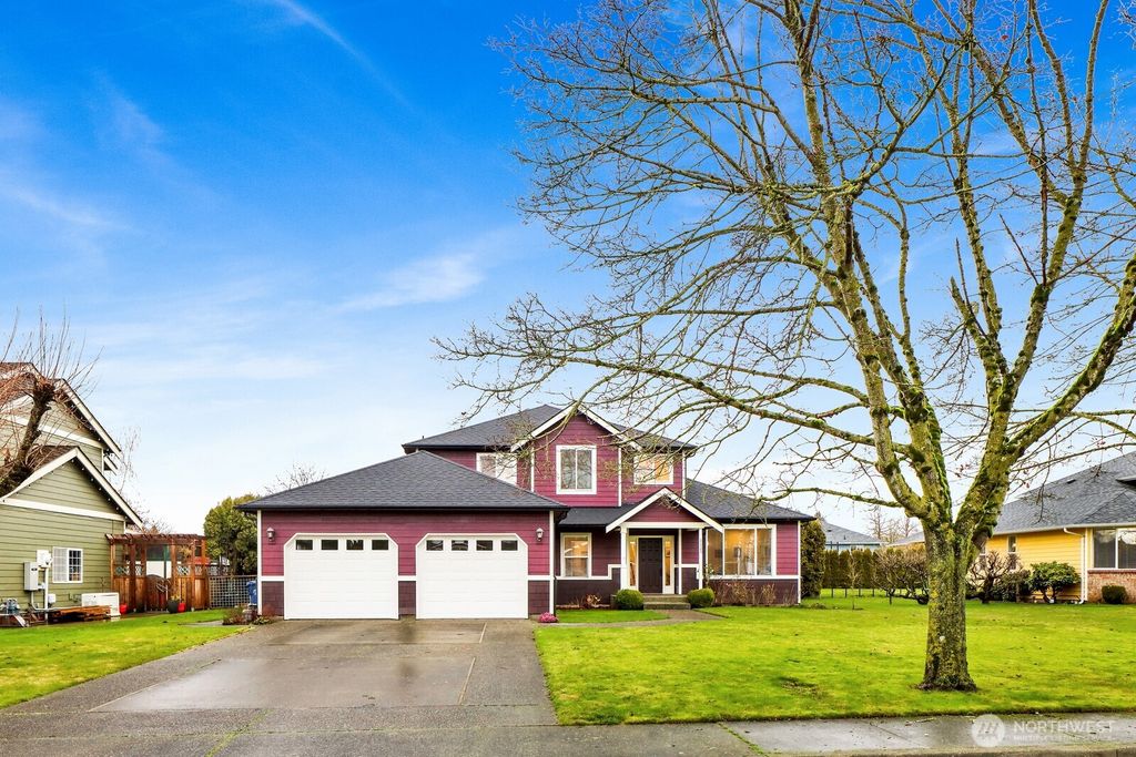 Photo of 1125 N Cascade Court, Lynden, WA 98264 (MLS # 2467907)