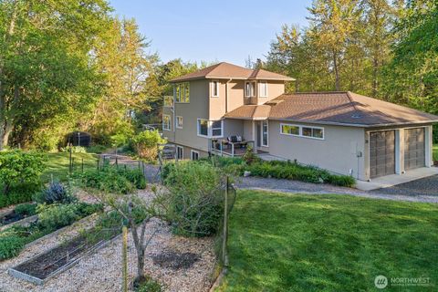 Photo of 31 North Bay Lane, Friday Harbor, WA 98250 (MLS # 2501798)