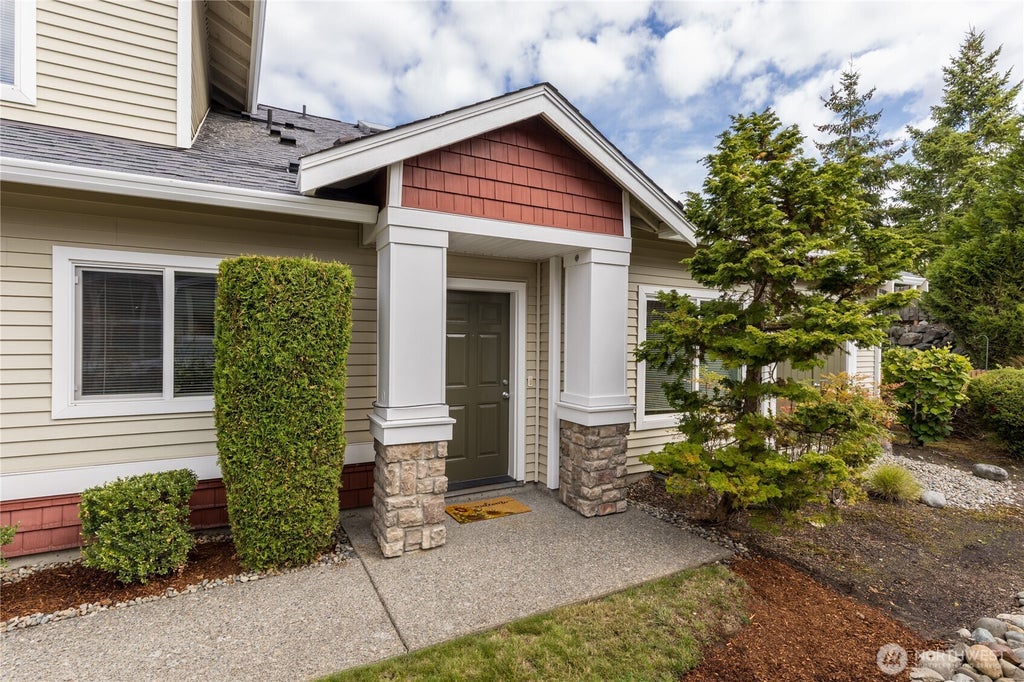 Photo of 7114 James Place SE, Auburn, WA 98092 (MLS # 2560786)
