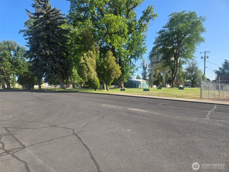 201 E 8th Avenue
