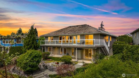 Photo of 4743 S Golf Course Drive, Blaine, WA 98230 (MLS # 2512928)