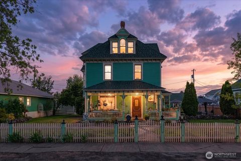 Photo of 103 E Broadway Avenue, Ritzville, WA 99169 (MLS # 2528011)