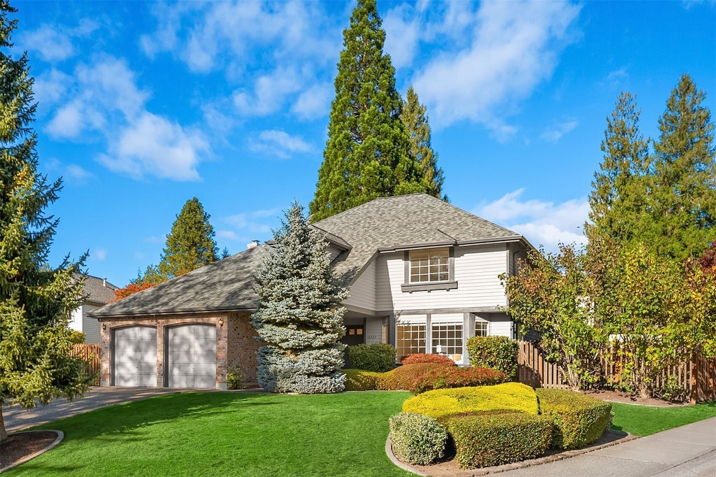 Photo of 18423 SE 135th Place, Renton, WA 98058 (MLS # 2557590)