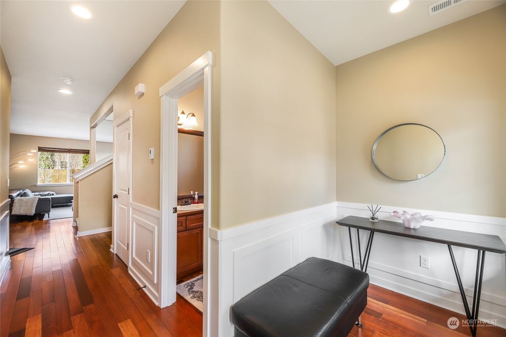 Photo of 655 Ilwaco Place NE, Renton, WA 98059 (MLS # 2206217)