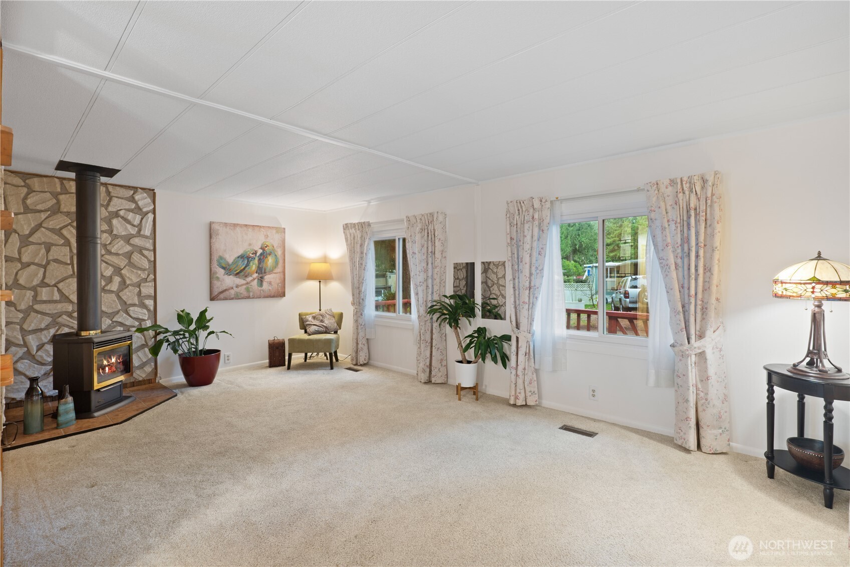 2284 Yew Street Road D3