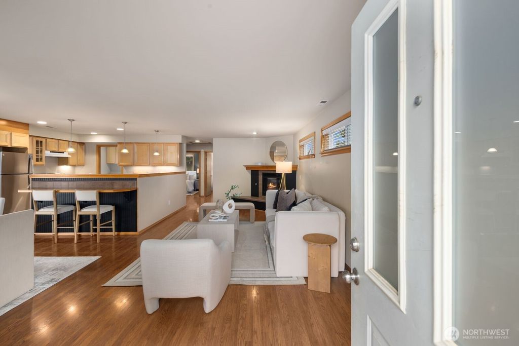 Photo of 10717 Phinney Avenue N, Seattle, WA 98133 (MLS # 2532719)