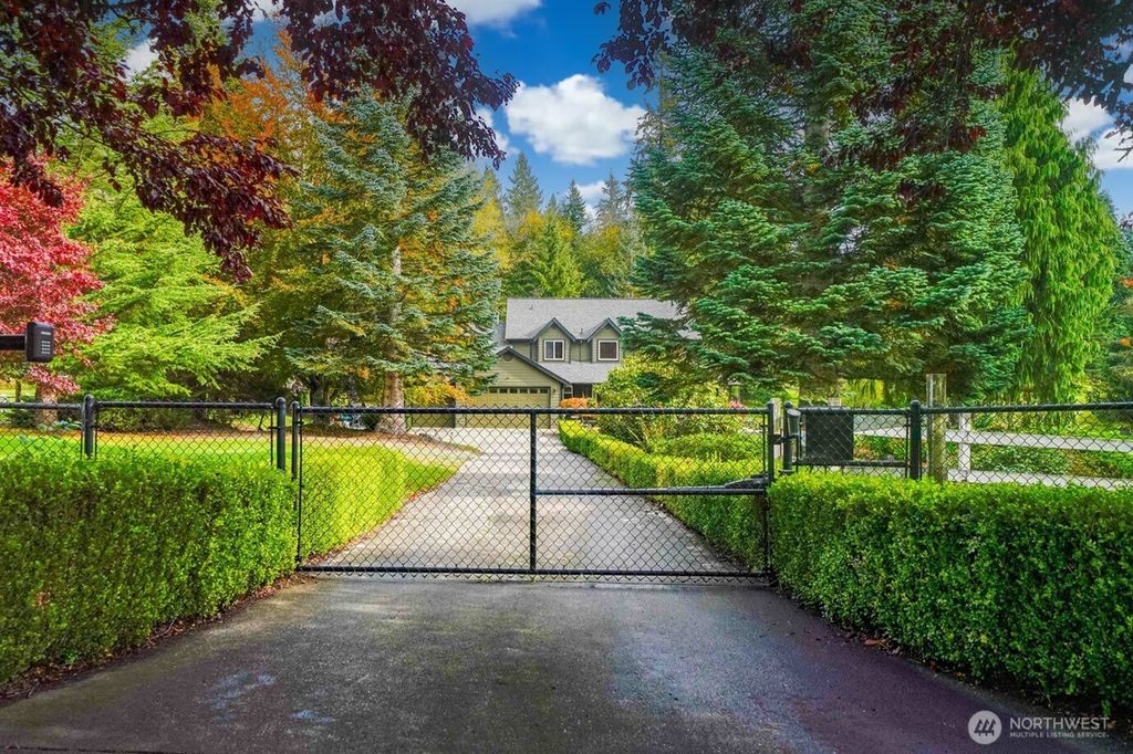 Photo of 22833 107th Avenue NE, Arlington, WA 98223 (MLS # 2402407)