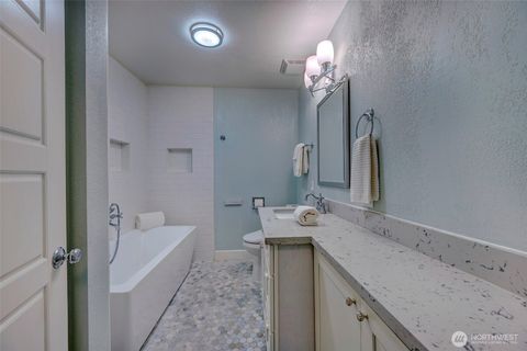 Tiny photo for 1209 NE 155th Street, Shoreline, WA 98155 (MLS # 2477025)