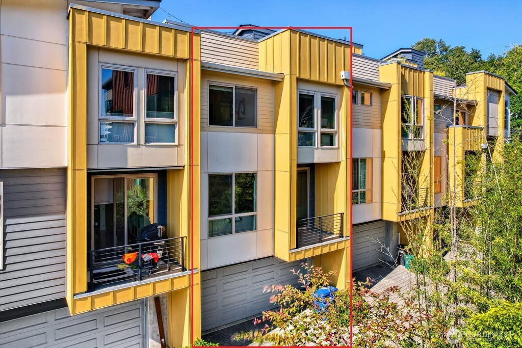 Photo of 5206 Delridge Way SW #B, Seattle, WA 98106 (MLS # 2549131)