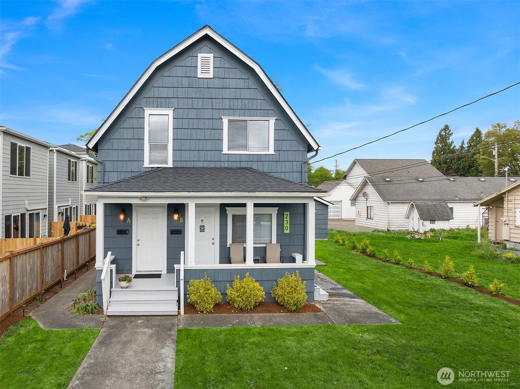 Photo of 230 N Madison Street, Monroe, WA 98272 (MLS # 2429462)