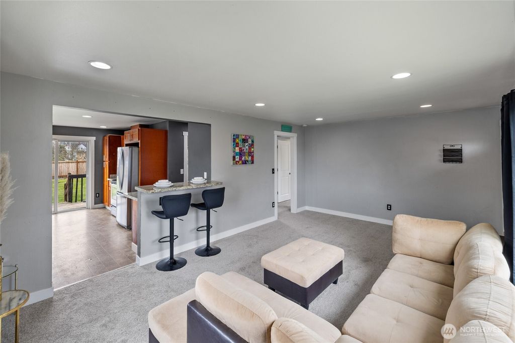 Photo of 1646 E Wright Avenue, Tacoma, WA 98404 (MLS # 2500365)