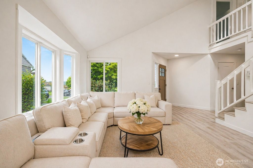 Photo of 3112 Wells Avenue S, Renton, WA 98055 (MLS # 2512517)