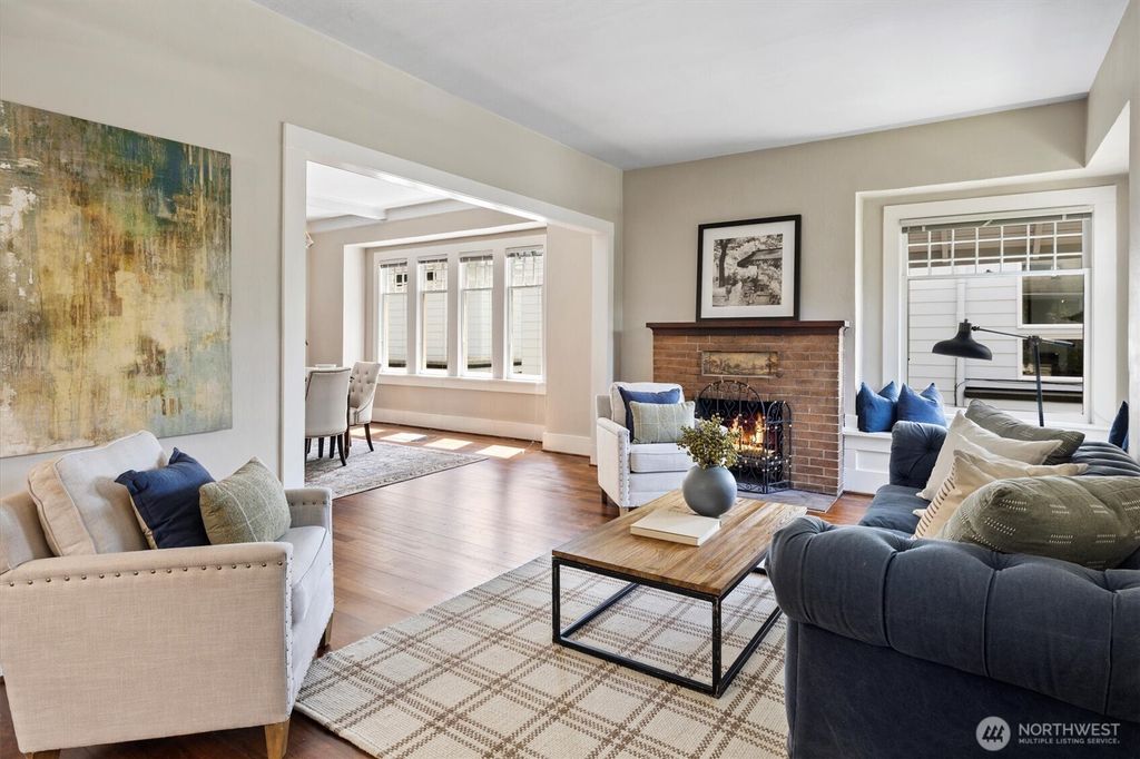 Photo of 4410 Latona Avenue NE, Seattle, WA 98105 (MLS # 2373582)
