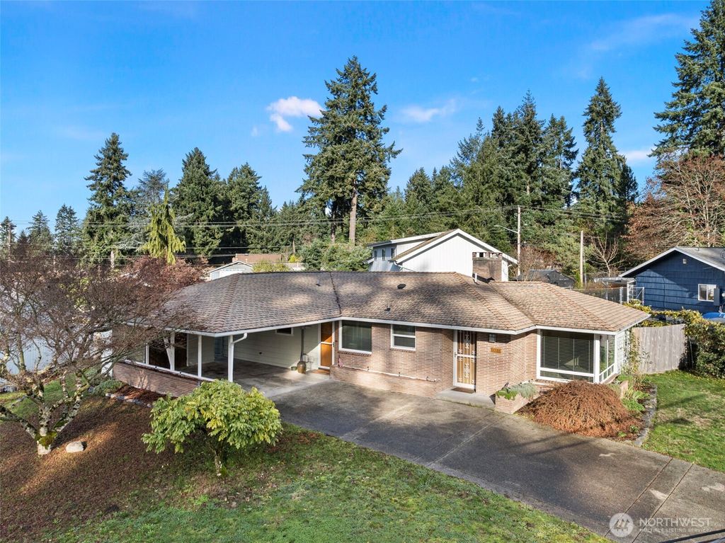 Photo of 9311 Westmont Place SW, Lakewood, WA 98498 (MLS # 2458499)