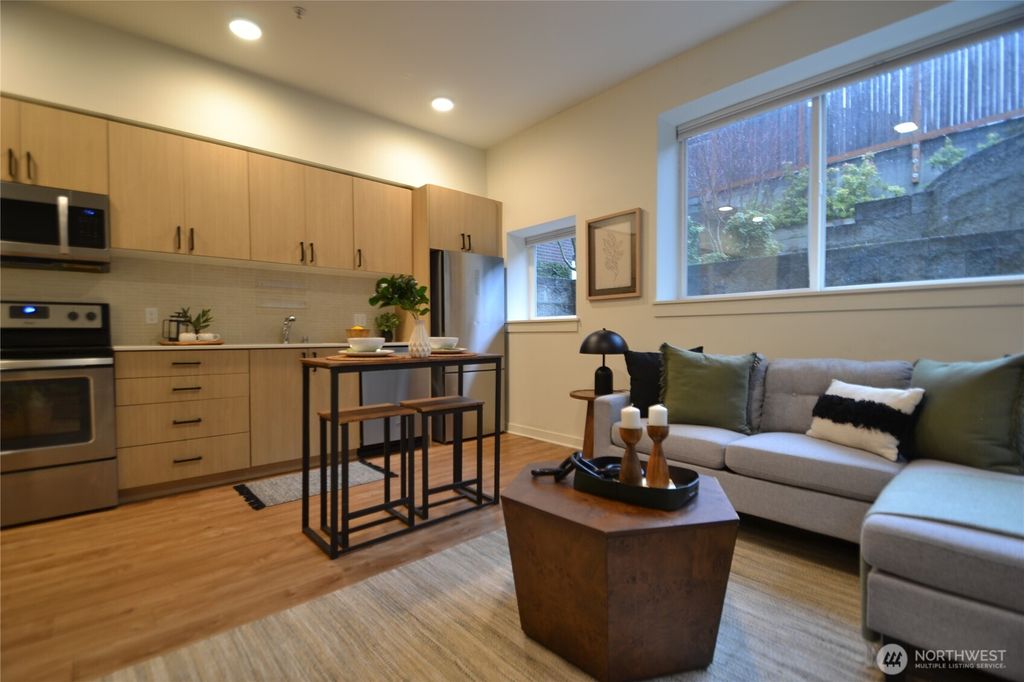 Photo of 1601 N 45th Street Pl #G14, Seattle, WA 98103 (MLS # 2345273)